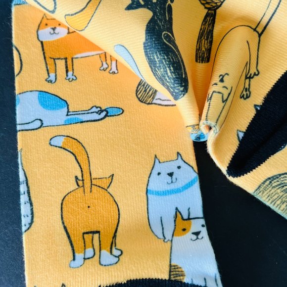 HALLMARK Cat/Kitty Crew Socks OSFM - Picture 3 of 6